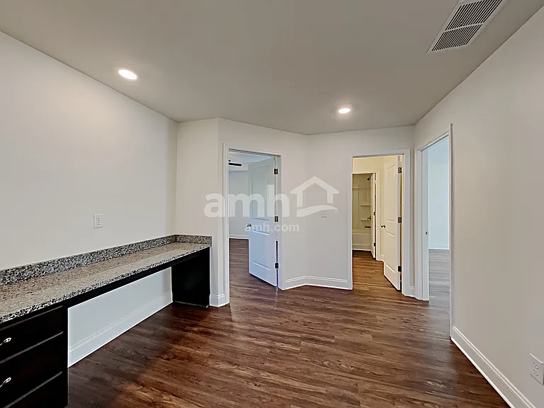 409 Levon Ct — Photo 13