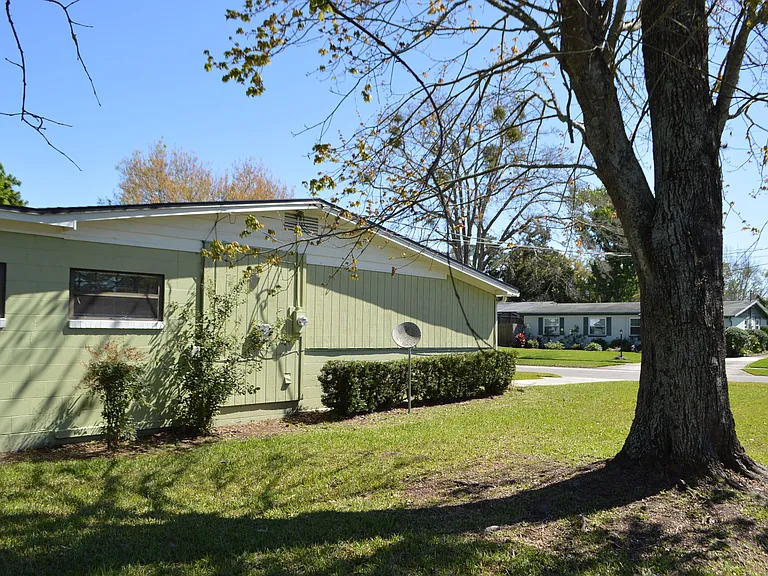6725 Wurn Park Ct — Photo 8