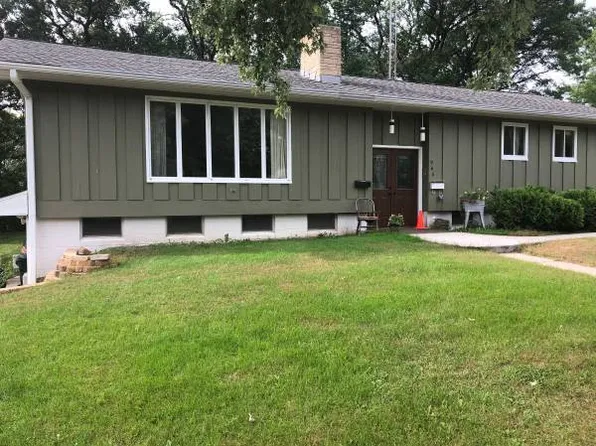 946 Seymour St, Reedsburg, WI 53959