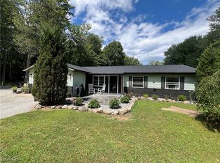 6619 Magnolia Dr, Madison, OH 44057