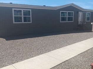 933 Hope Ave, Farmington, NM 87401