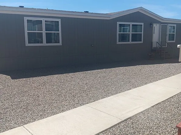 933 Hope Ave, Farmington, NM 87401