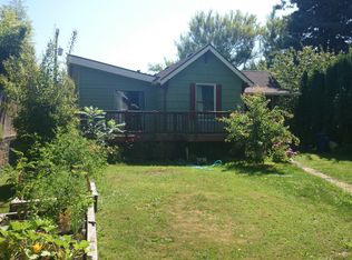 8722 Palatine Ave N, Seattle, WA 98103