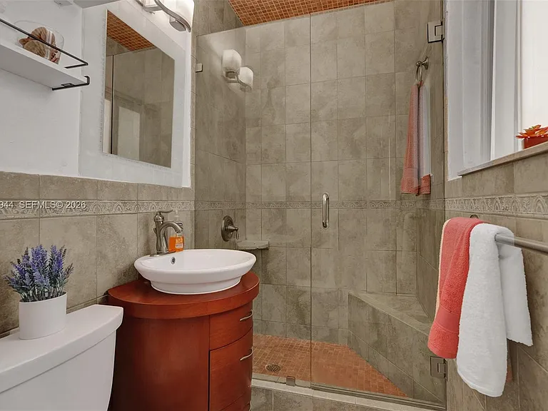 8851 Byron Ave — Photo 21
