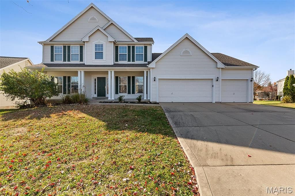 769 Cypress Knoll Dr