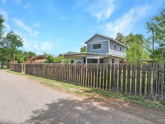 3rd image of 502 W 2nd St
