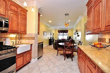 Sold by Citi Habitats