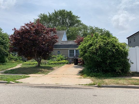 2nd image of 87 Anchor Ln