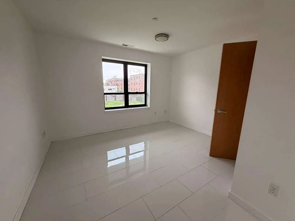 1 bed, $1,700 — Photo 3