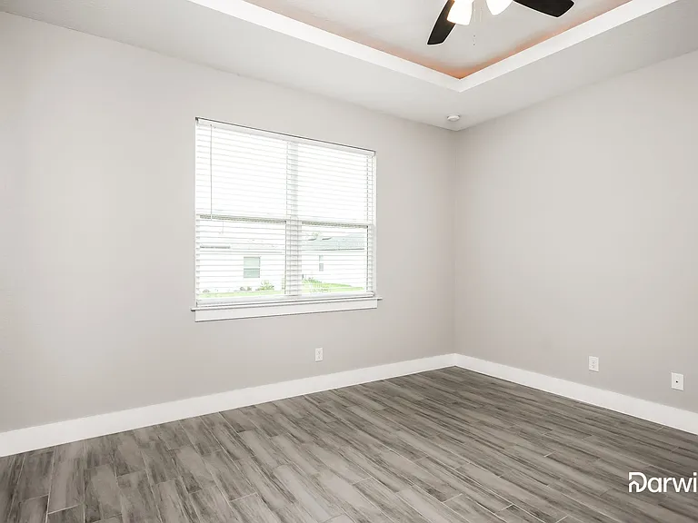 207 Gladiola Ct — Photo 12