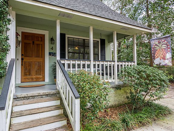 2nd image of 4 Ashley Drive