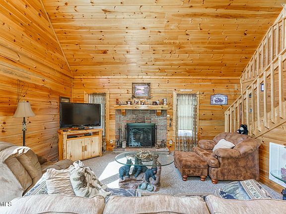 4th image of 2227 Eagle Feather Dr
