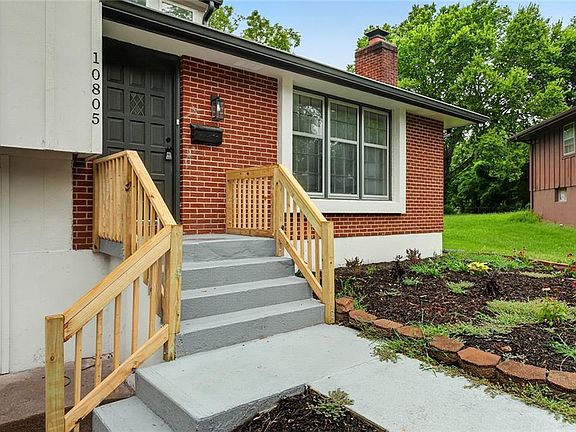 3rd image of 10805 E 65th St