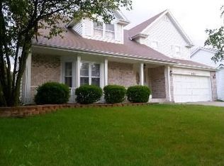 1162 Ardmore Dr, Naperville, IL 60540