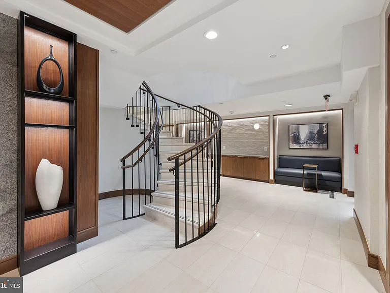 616 E St NW #607 — Photo 21