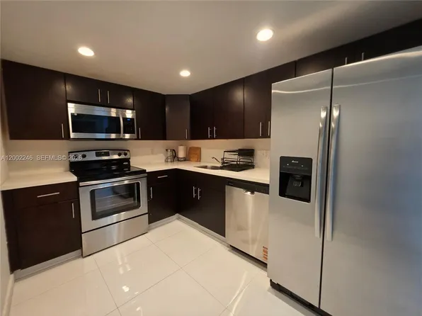 1200 NE Miami Gardens Dr, Miami, FL