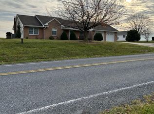 7891 Green Hill Rd, Harrisburg, PA 17112