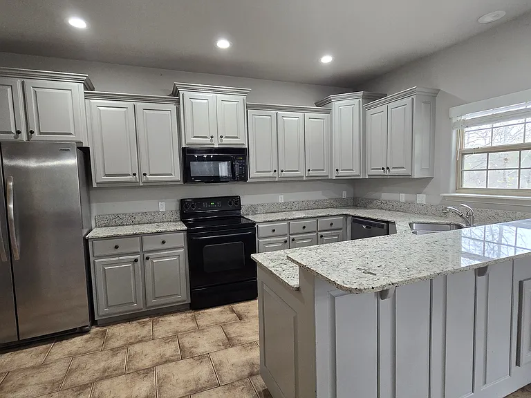 36 Westbury Dr — Photo 6