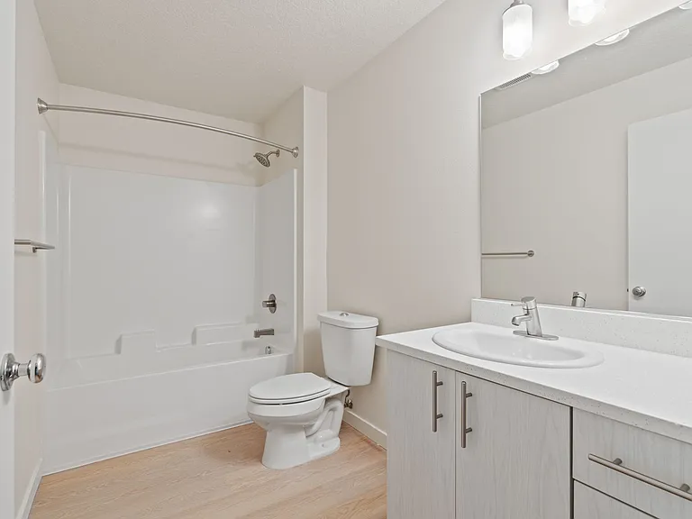 Duke Henry Flats — Photo 29
