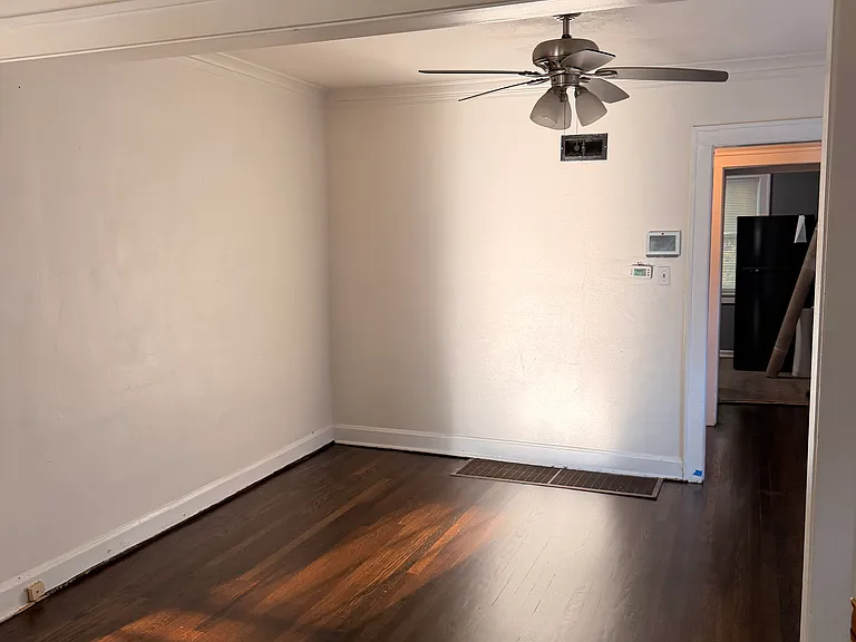 5643 Olive St — Photo 5