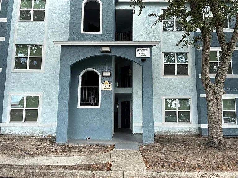 5701 Gatlin Ave #125 — Photo 1