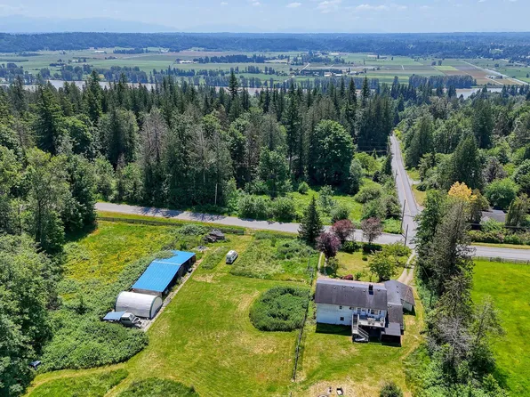 10022 Rolley Cres, Maple Ridge, BC V2W 1J9