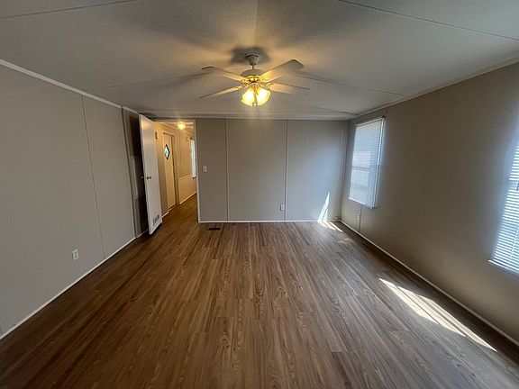 4th image of 308 Alberon Pl