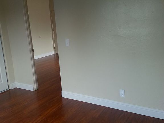 3rd image of 201-211 3rd Ave #7