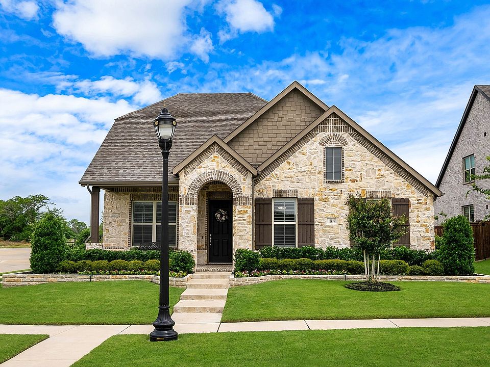 1st image of 11418 Dawn Mist Dr
