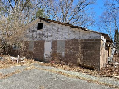 828 Vauxhall Street Extension, Waterford, CT, 06385
