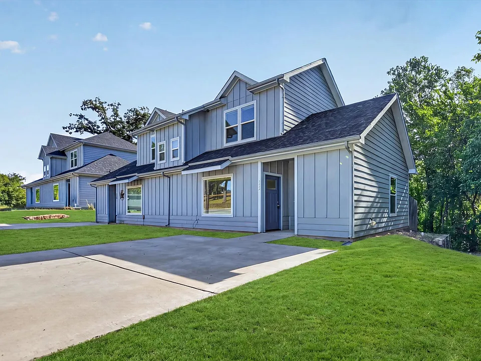 992 S 6th Ave