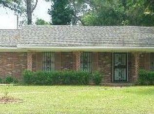 519 Wyatt Cir, Jackson, MS 39206