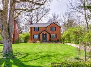 7030 Arlington St, Brecksville, OH 44141