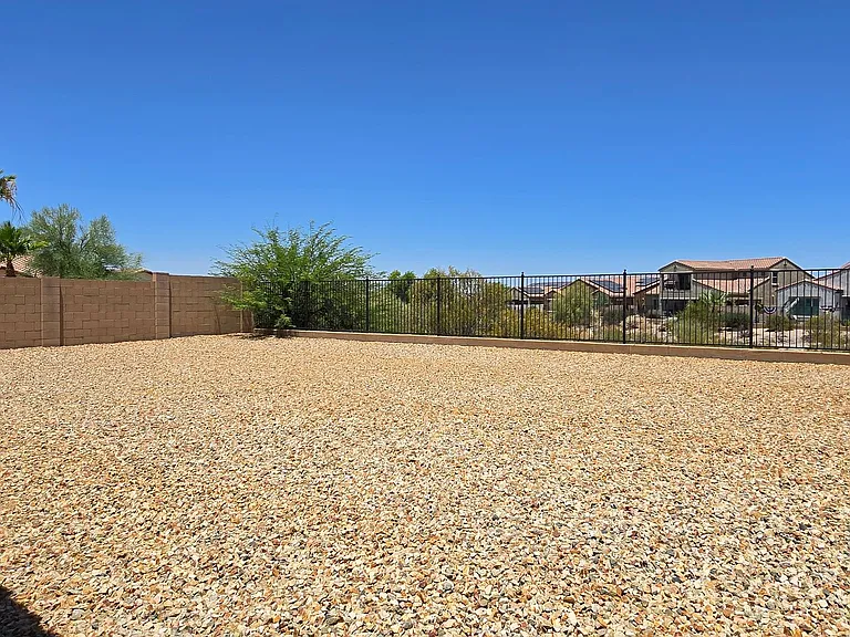 17878 W Desert Wind Dr — Photo 30