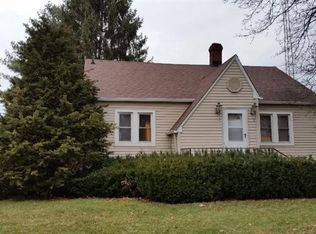 5214 W Court St, Flint, MI 48532