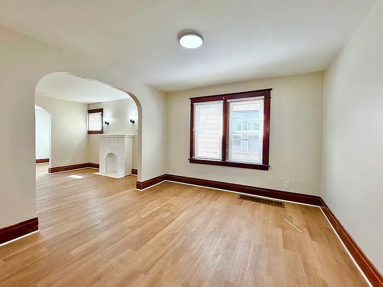 74 Houston St #2 — Photo 7