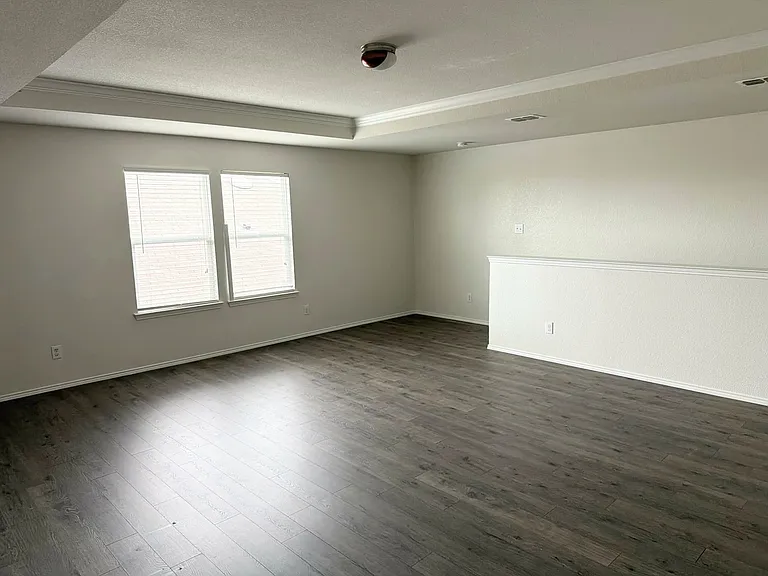 Flex room, upstairs 
View 2