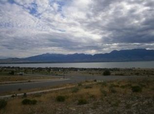 3027 S Fox Point Dr, Saratoga Springs, UT 84045