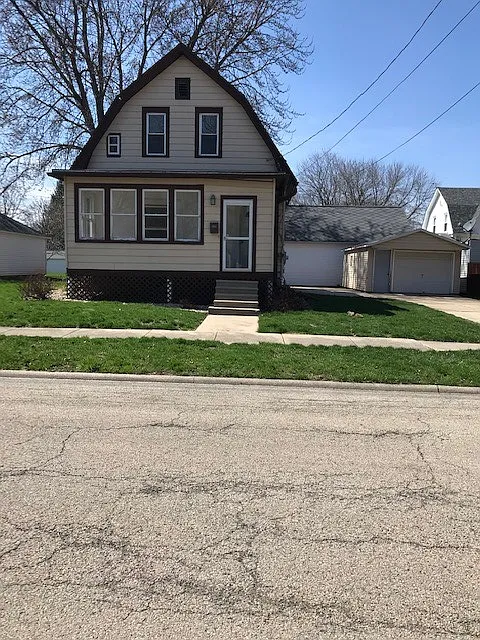 503 S Clinton St photo 1
