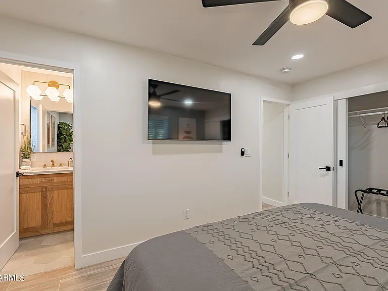 7440 E Cambridge Ave — Photo 15