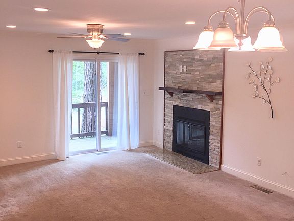 2nd image of 3061 Cape Henry Ct #3061