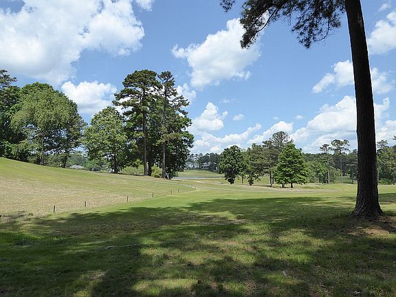 4th image of 1613 Hunting Ridge Rd