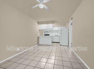817 S Elm St UNIT 2-1, Sherman, TX 75090