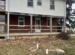 960 Disston View Dr, Lititz, PA 17543