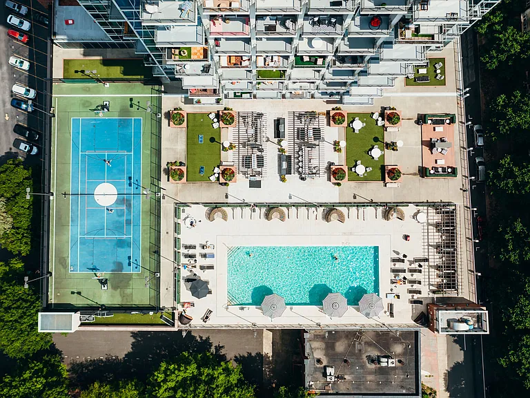 The VUE Charlotte On 5th — Photo 10
