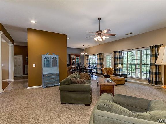 3rd image of 13551 Trailing Vine Way