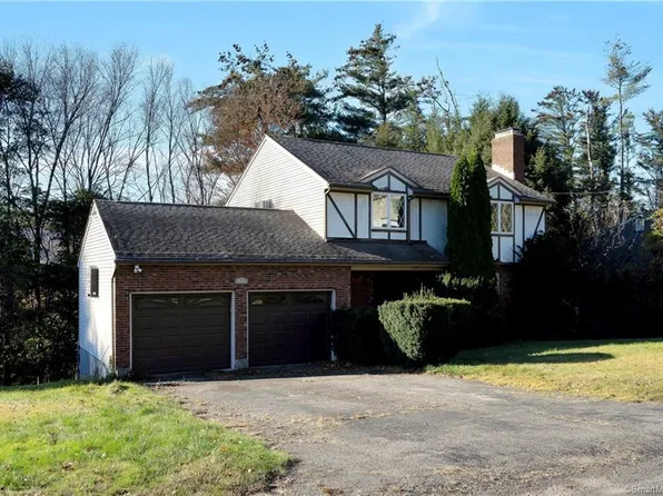 61 Fairfield Place, Beacon Falls, CT 06403