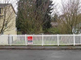 118 S Main Ave, Ridgefield, WA 98642