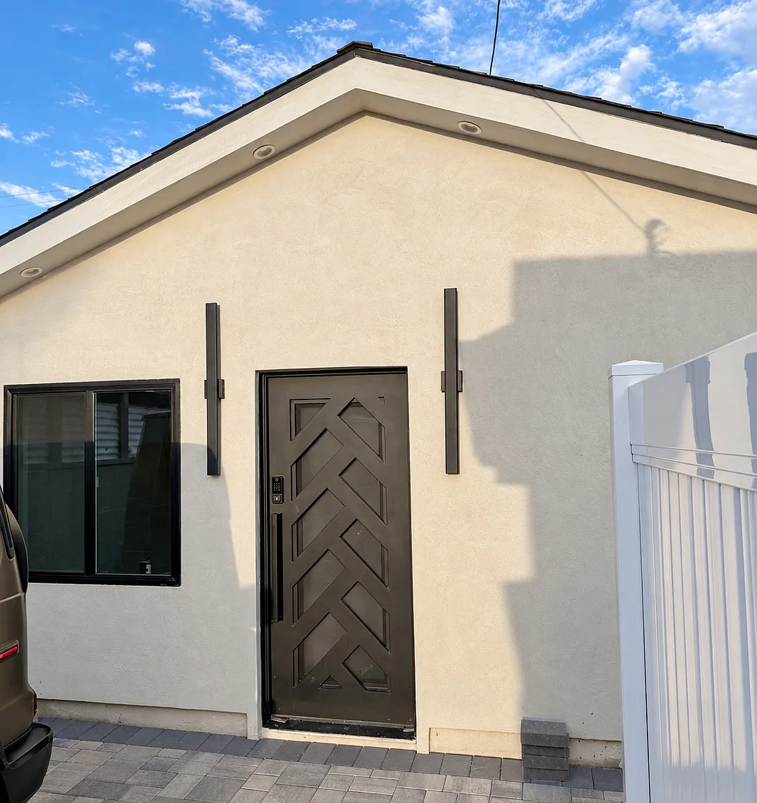2 bed, 1200 sqft, $3,500 — Photo 3