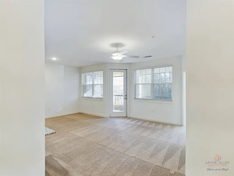 305 Mohegan Ave #8310 — Photo 12